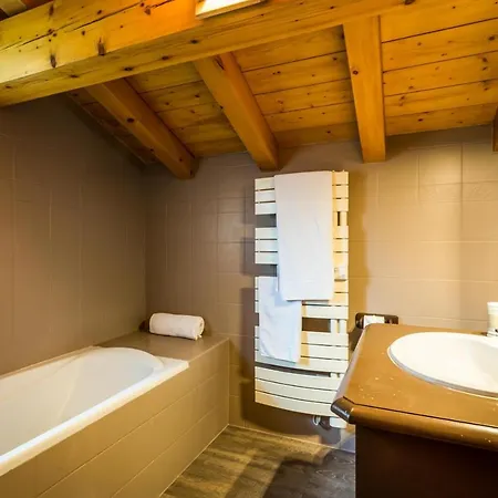 Apartment Hideaway 1 *